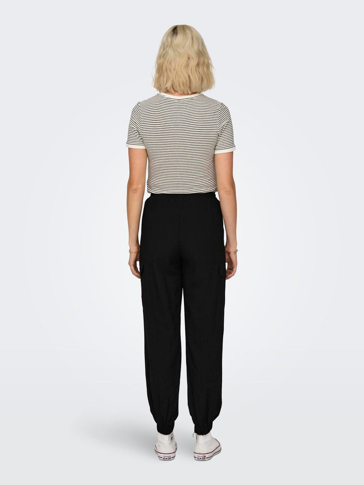 Onlkatinka Cargo Pant Wvn Noos - Zwart