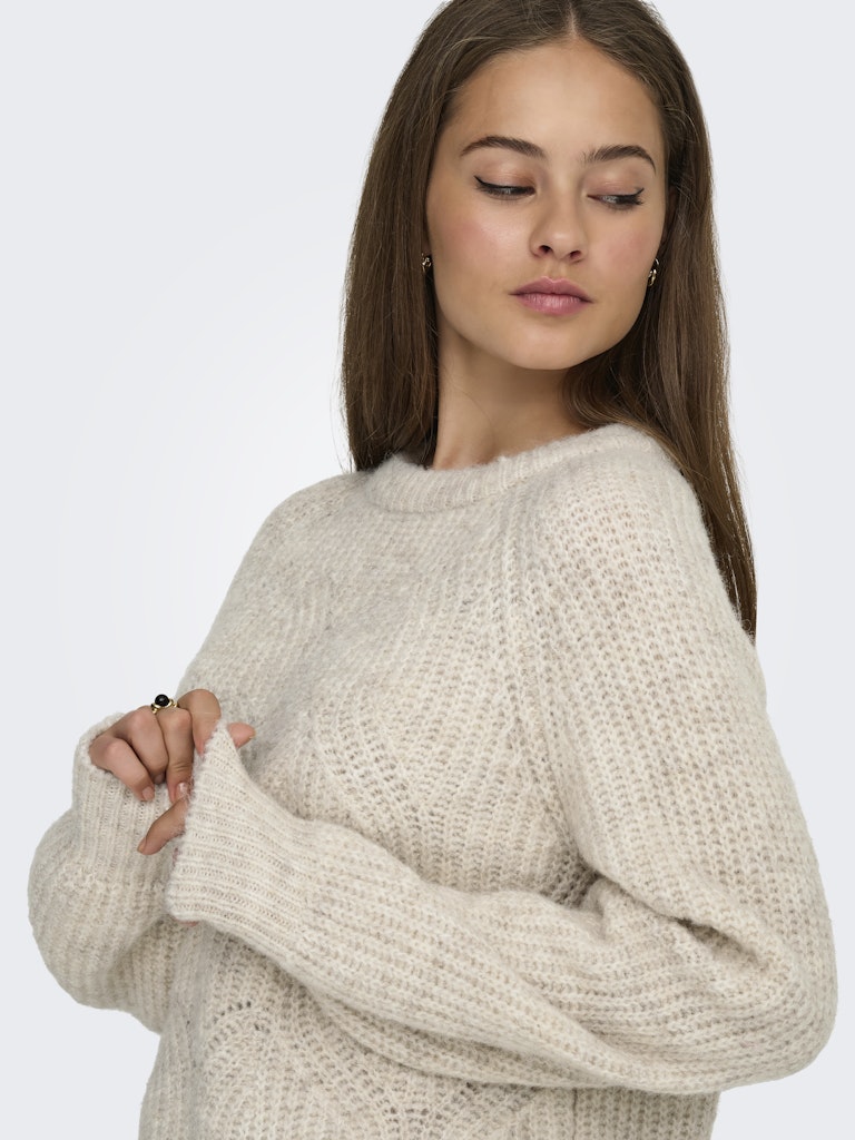 Onlgila Life Ls Structure O-neck Bf Knt - Beige
