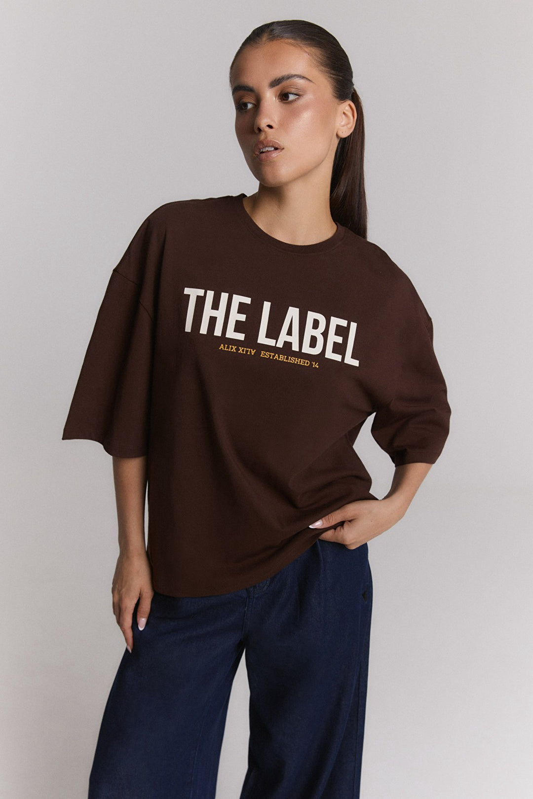 Knites  The Label Oversized T-shirt - Bruin